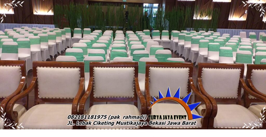 MENYEWAKAN KURSI KAYU VIP BERKUALITAS JAKARTA 2