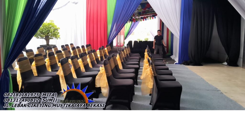 Sewa Tenda Lengkap Kursi Futura Cover Hitam di Jakarta