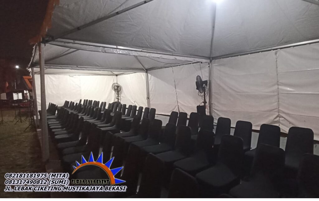 Sewa Tenda Lengkap Kursi Futura Cover Hitam di Jakarta