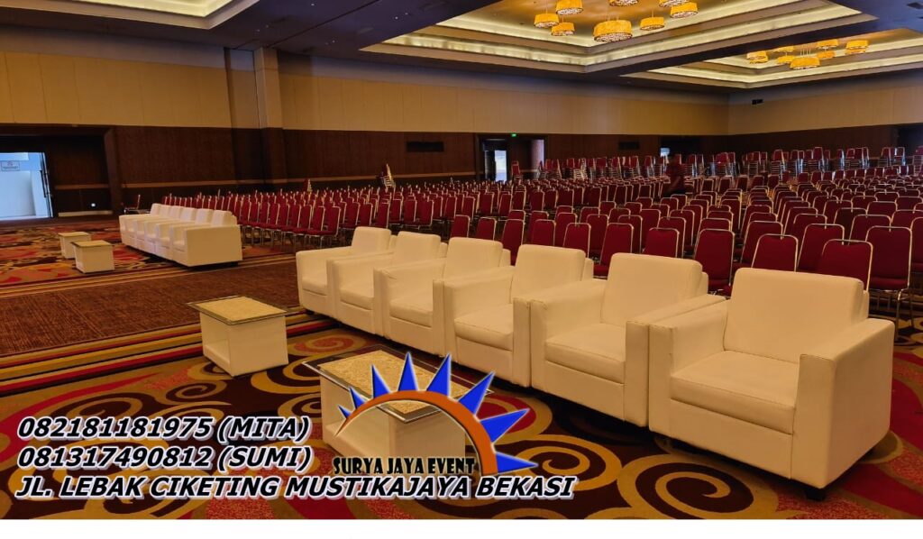 MENYEWAKAN SOFA KOTAK MINIMALIS WILAYAH BOGOR