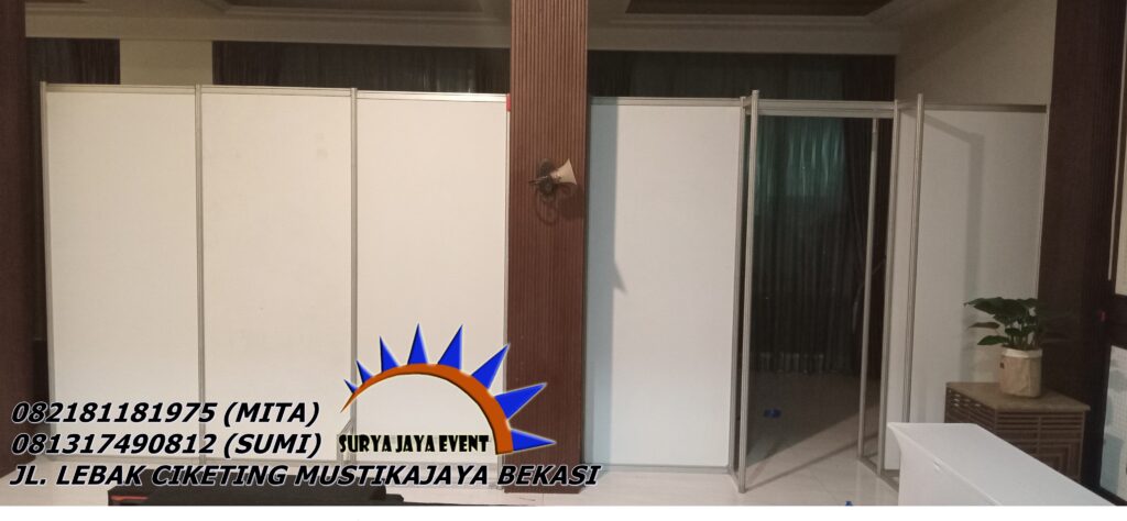 Sewa Partisi Skat Putih Dan Hitam di Jakarta