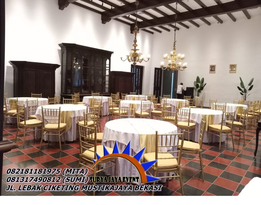 Sewa Round Table Dan Kursi Type Tiffany Gold VIP Kayu Area Jakarta