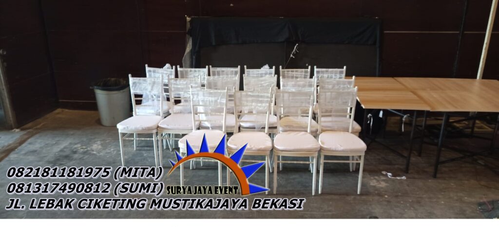 DISEWAKAN KURSI TIFFANY EXLUSIVE AREA BEKASI