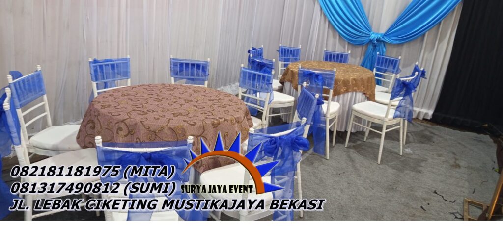 Rental Round Table Set Kursi Kayu Tiffany Gold Jakarta