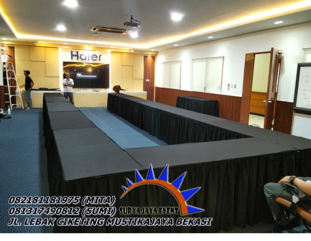Sewa Meja Kotak Ibm Bundar Dan VIP Kaca Di Jakarta