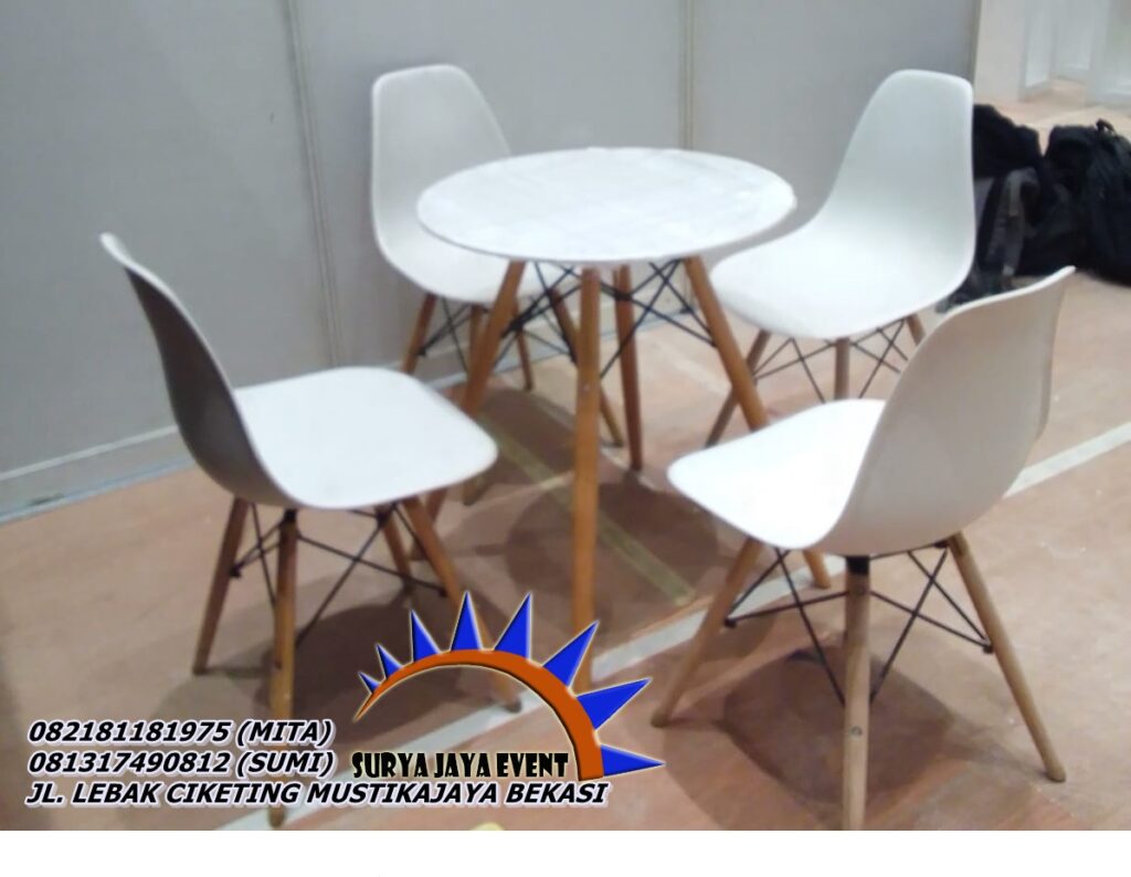 Sewa Kursi Scarmble Putih Set Meja Bar Jakarta